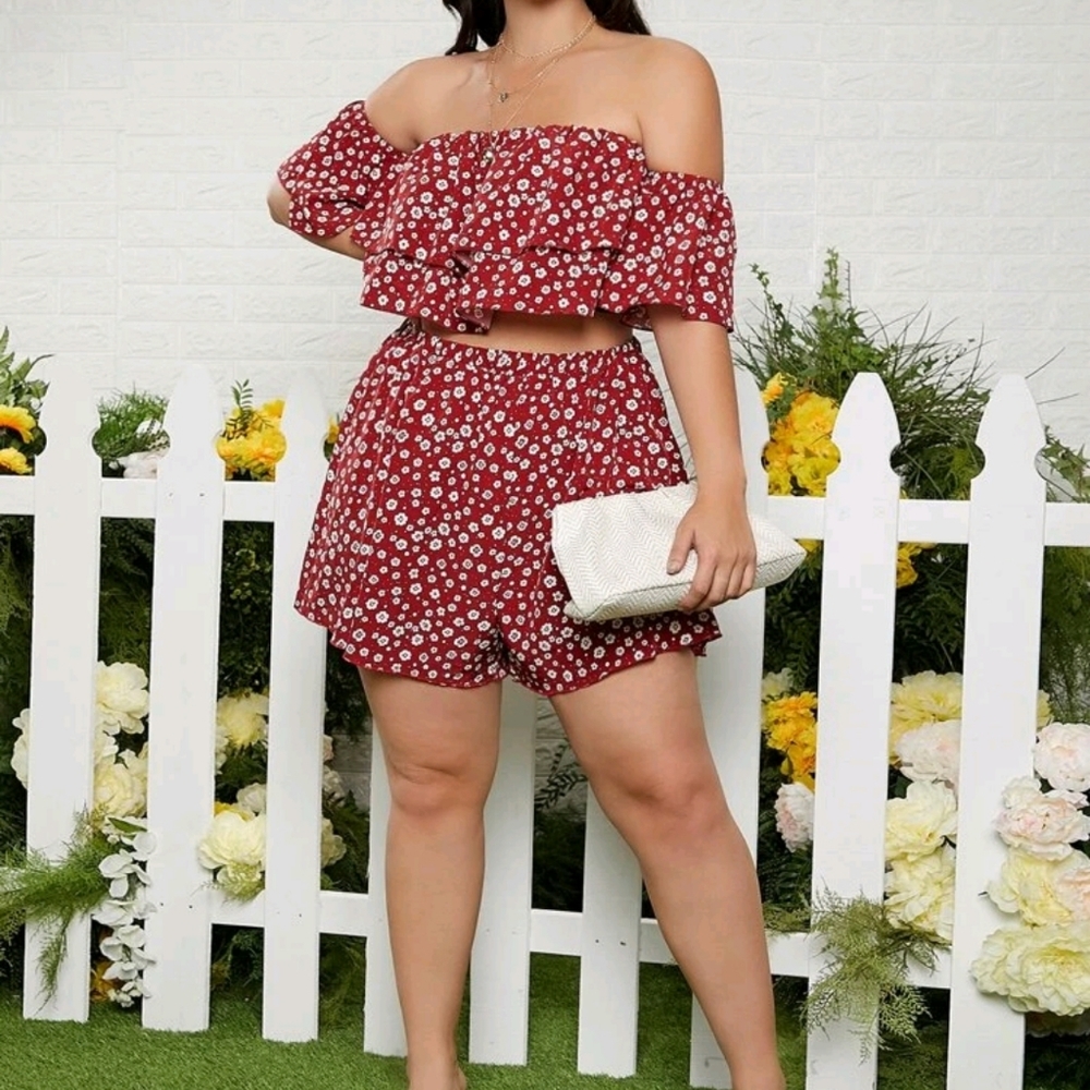 SHEIN Red Floral Off-Shoulder Two-Piece Shorts Set